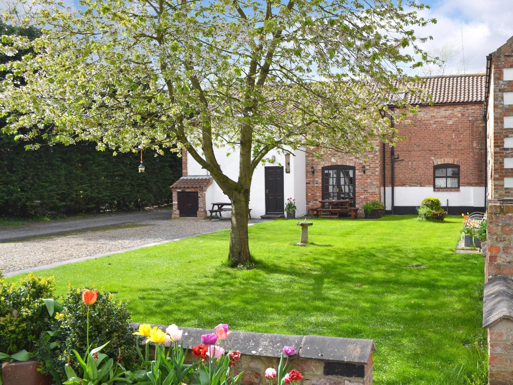 Little Barn - 16438 Villa Huntington  Luaran gambar
